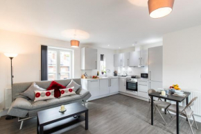  Oval View Apartments  Хемел Хемпстед